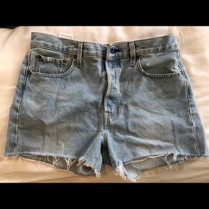 Levi’s distressed denim shorts-like new!